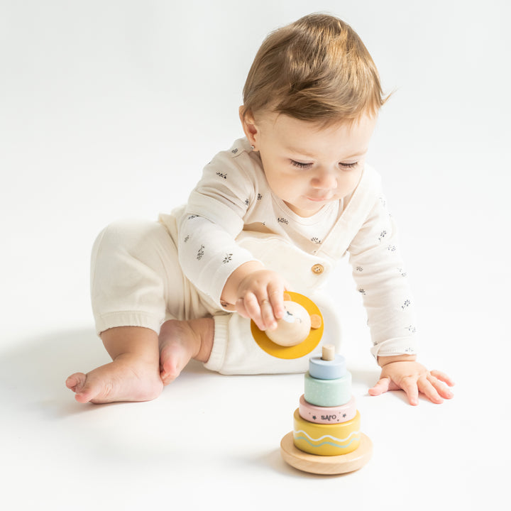 Wooden stacking toy